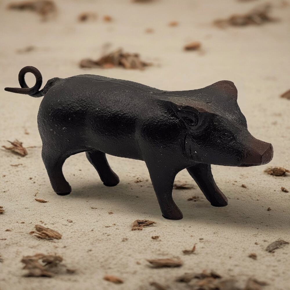 Vintage Cast Iron Pig Rustic Farmhouse Accent